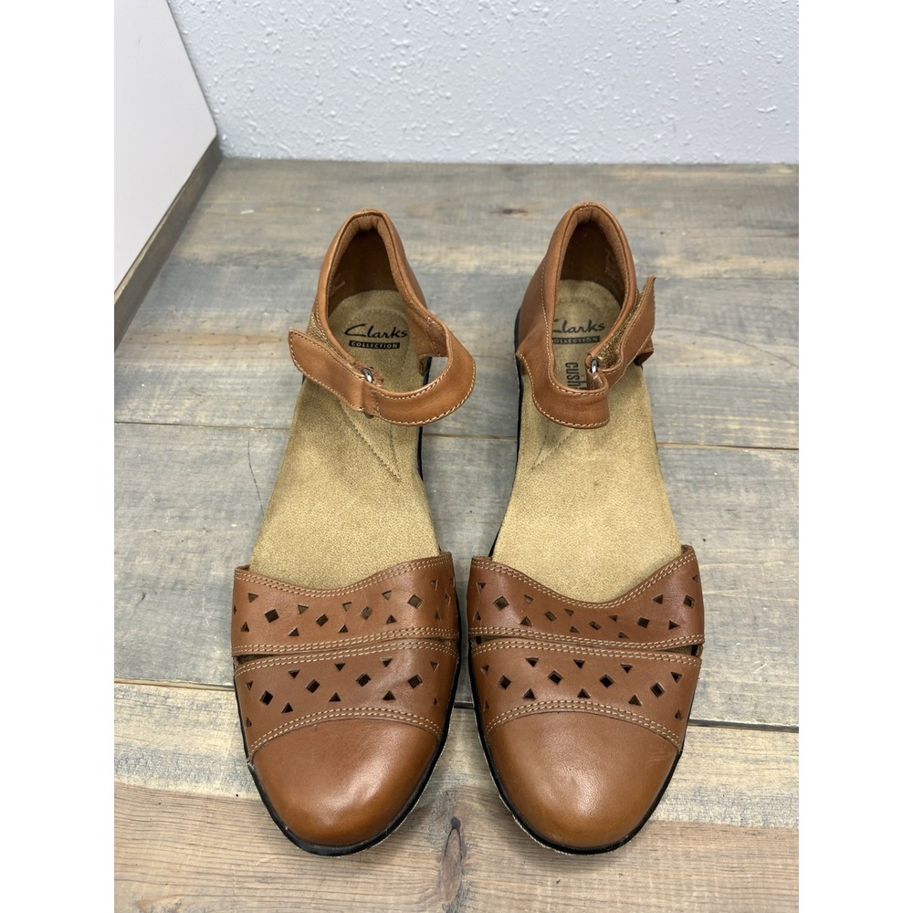 Clarks EMILY‎ Dress Sandals Womens Size 8.5M Brown Leather Ankle Strap 2" Heels